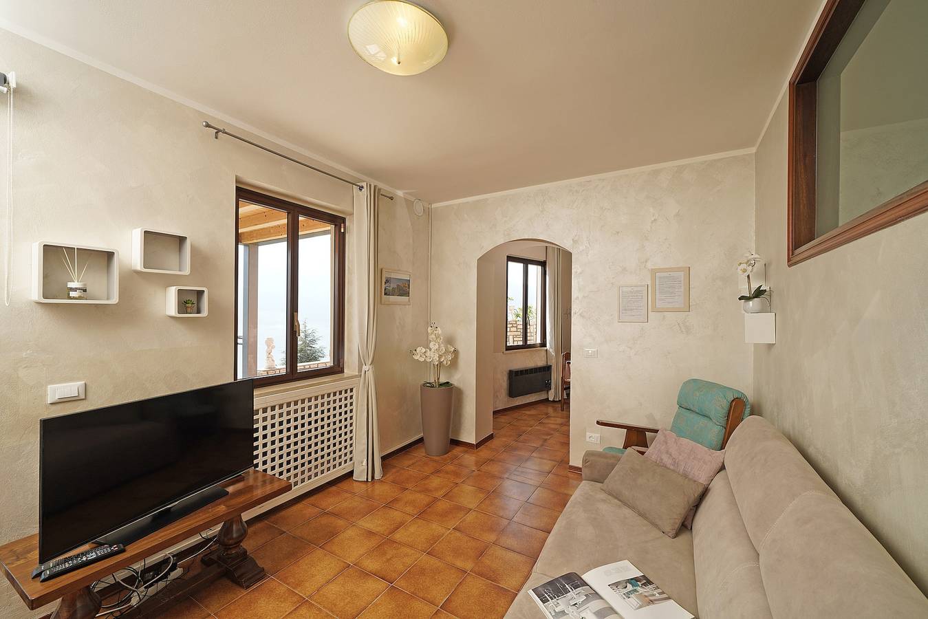 Vakantieappartement Maison du Pralonc - Lago met uitzicht op het meer/de bergen & tuin, foto 12
