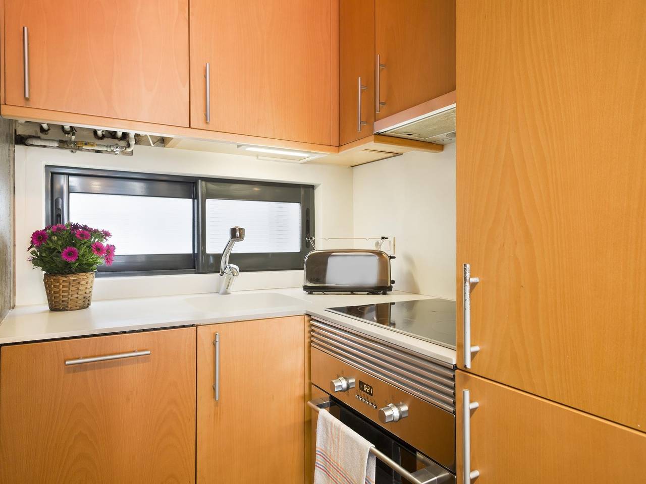 Geheel vakantieappartement, Vakantieappartement voor 4 personen met balkon in Barcelona Centre, Barcelona
