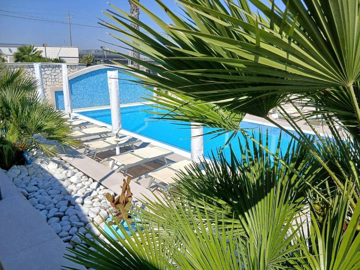 Residence Bandiera Gialla in Margherita di Savoia, Barletta-Andria-Trani