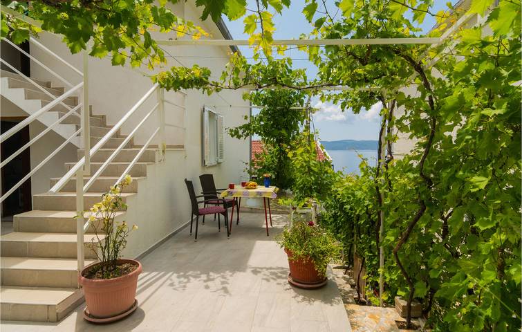 Ferienwohnung für 4 Personen, mit Garten und Terrasse in Pisak - 2