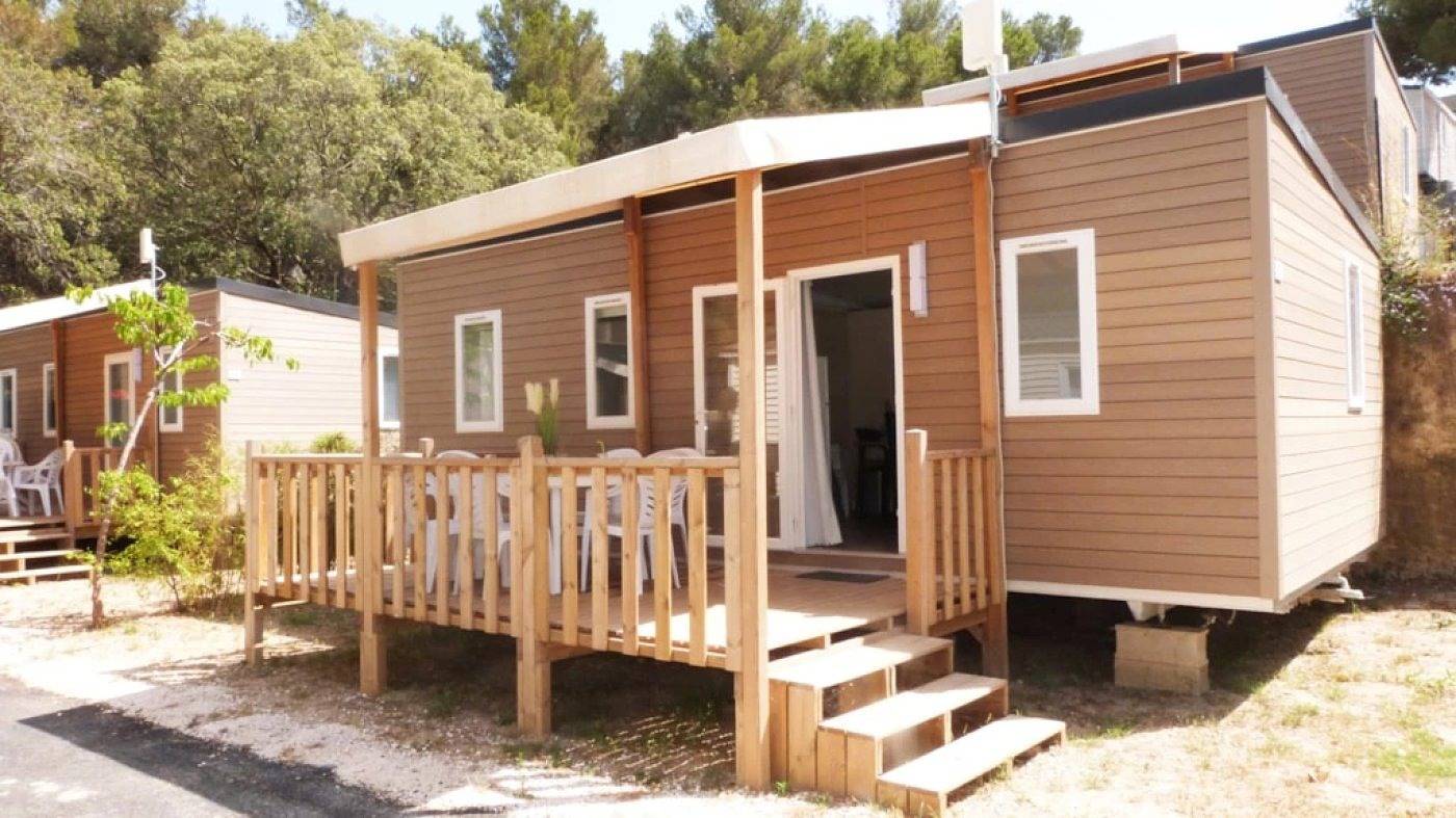 Zecamping 3 étoiles 200m plage locatif Tv clim 28m2 6 pers in Hyeres, Parc national Port-Cros