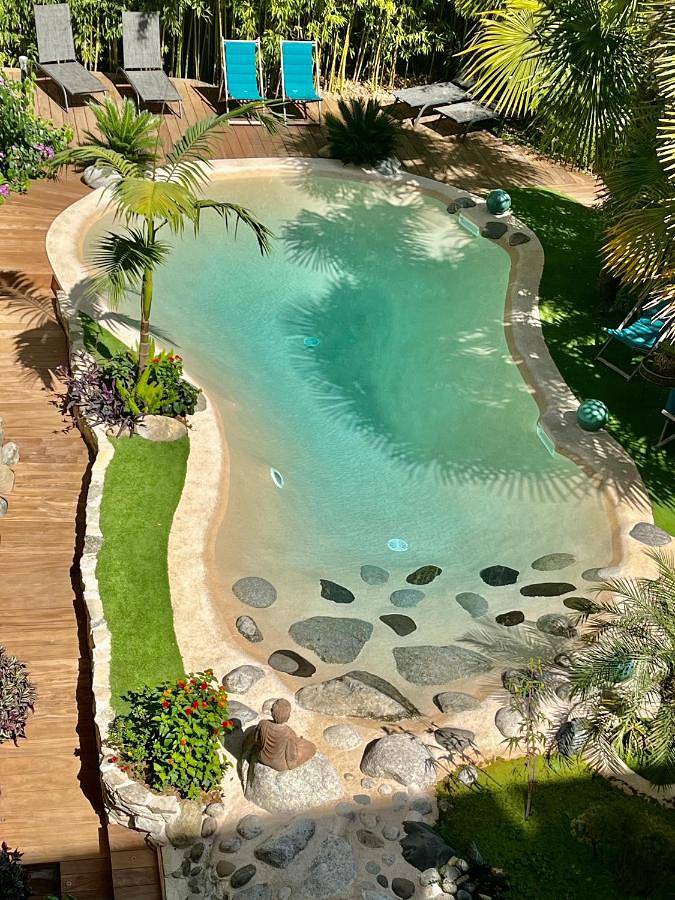 Appartement de vacances pour 2 personnes, avec Jacuzzi et Terrasse ainsi que Jardin et Piscine