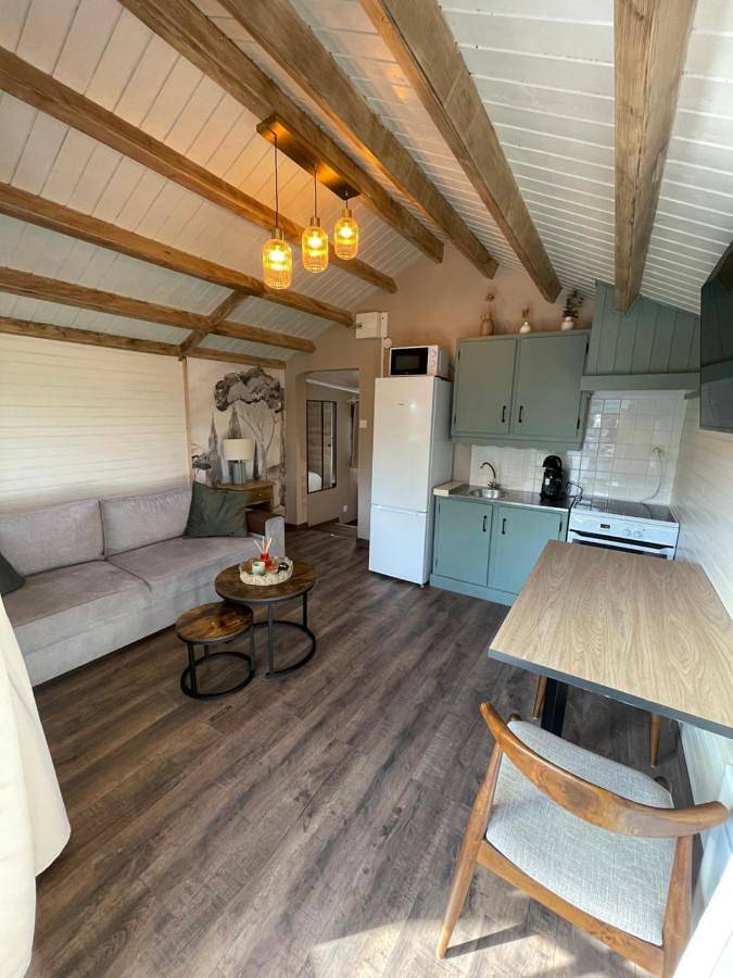 Chalet pour 3 personnes, avec jacuzzi et jardin
