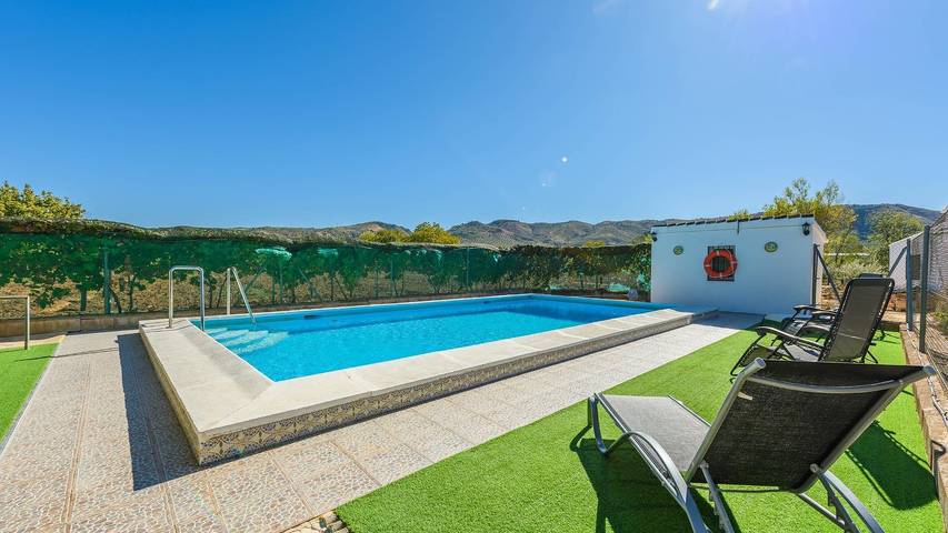 Casa rural para 9 personas, con balcón/terraza y piscina en Archidona - 2