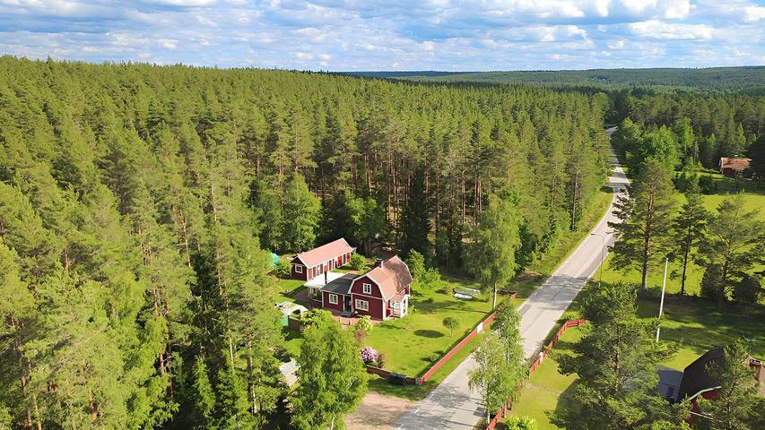 Ferienhaus für 75 Personen, mit Garten in Smaland