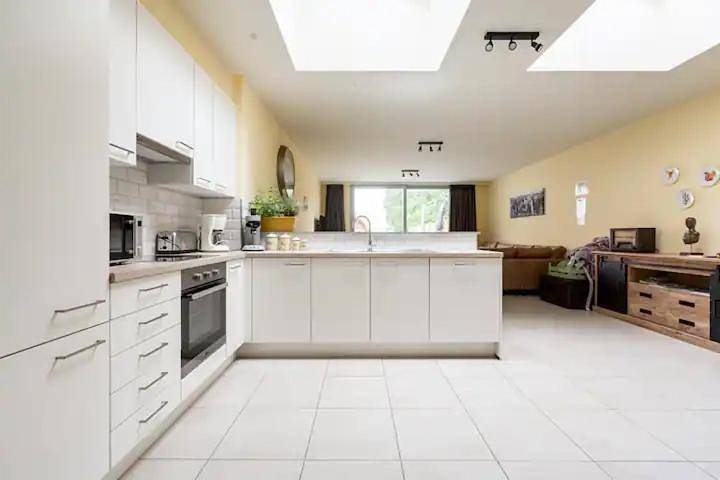 Location de vacances pour 8 personnes, avec jardin, adapté aux familles à Alveringem - 4