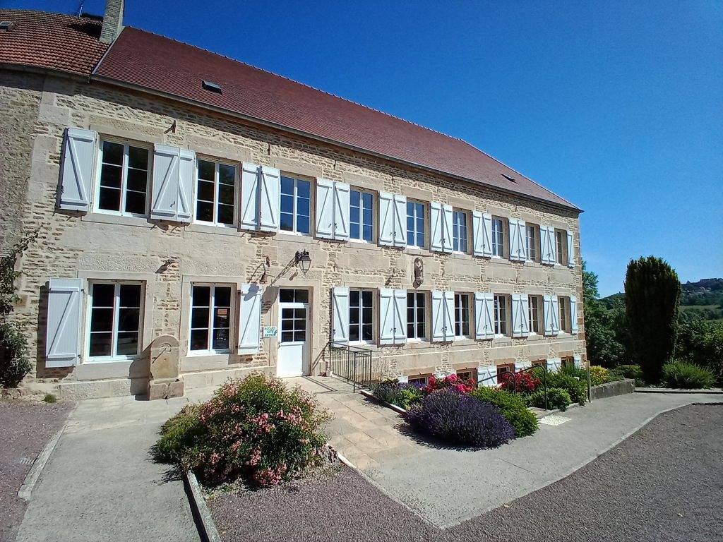 Gîte de groupe de charme avec Spa et salles de réceptions in Langres, Haute-Marne