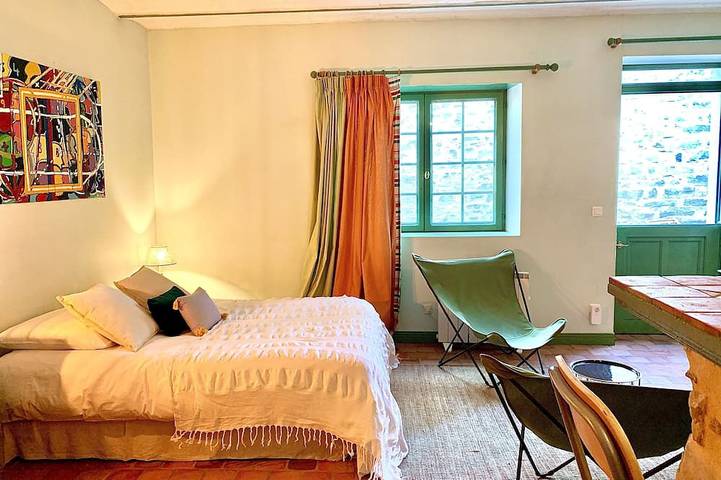 Gîte pour 2 personnes, avec jardin et terrasse, animaux acceptés à Montigny-sur-Loing - 3