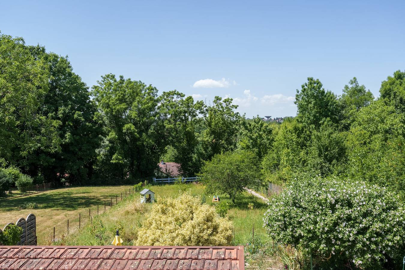 Appartement entier, Le Boichot - Wifi - Proche centre-ville in Dole, Jura