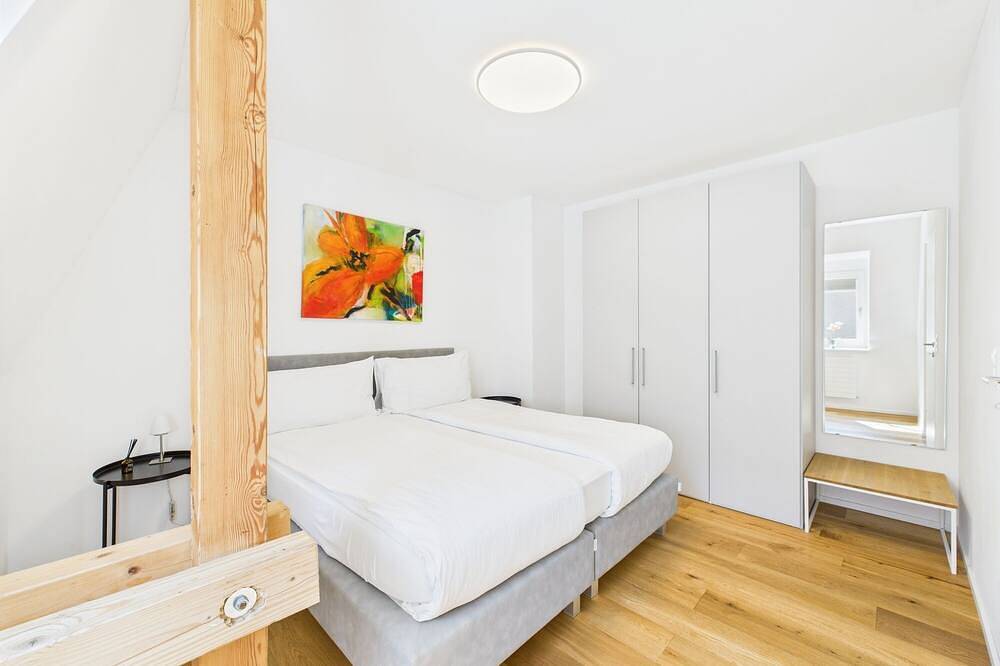 Ganze Wohnung, Schnydershome - Grosszügiges Appartement im Zentrum von Rapperswil in Rapperswil-Jona, Kanton St. Gallen