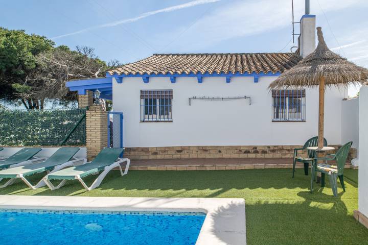 Casa de férias para 8 pessoas, com jardim, com animais de estimação - 1