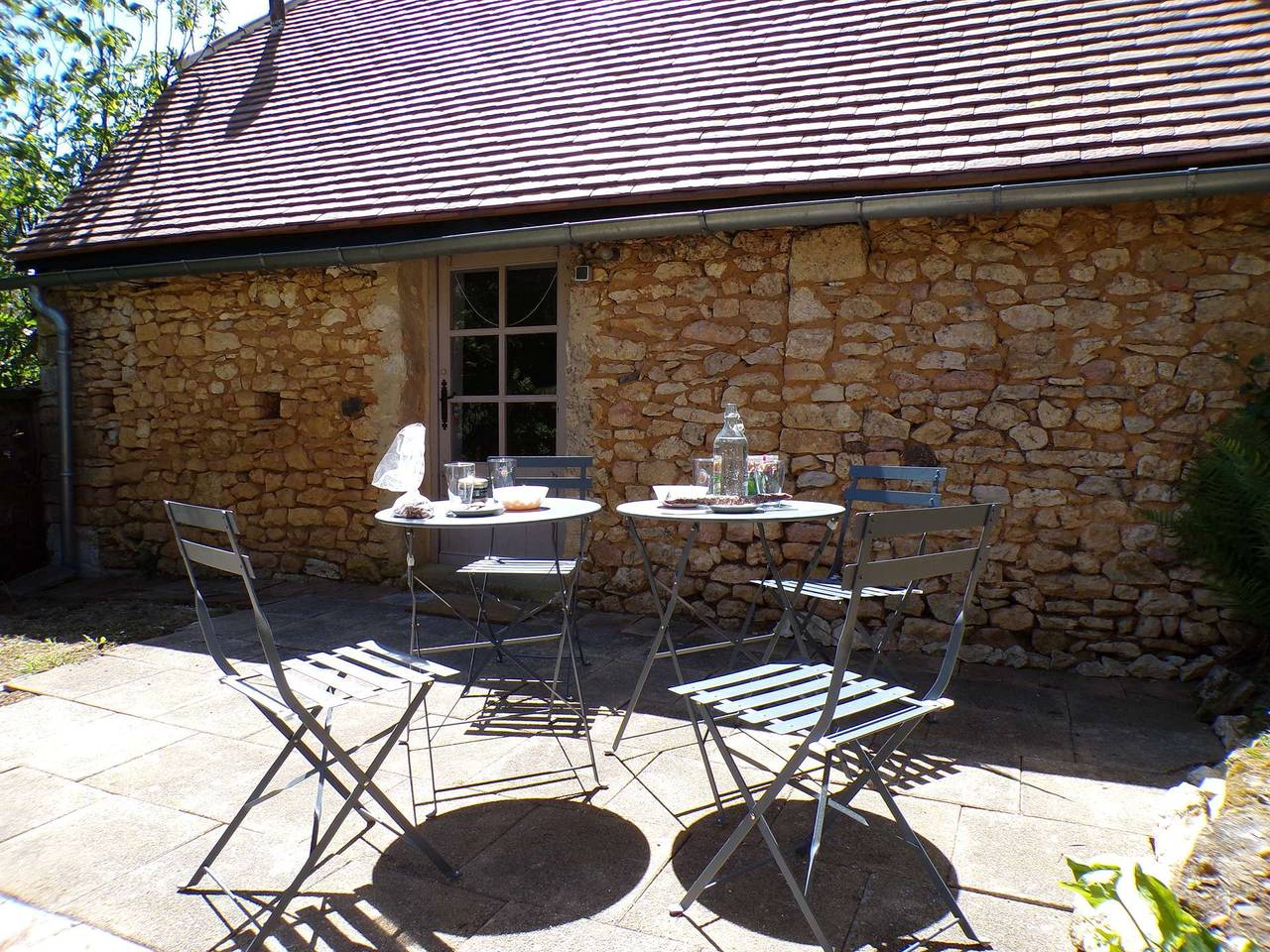Ganze Ferienwohnung, Affordable rural cottage near tourist sites in Gourdon, Lot
