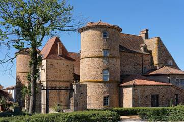 Maison d’hôte pour 10 personnes, avec jardin ainsi que sauna et vue dans la Loire