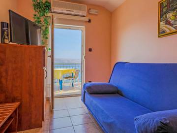 Apartment for 5 People in Cesarica, Croatian Adriatic, Photo 4