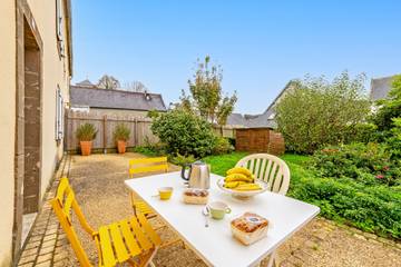 Location de vacances pour 7 personnes, avec jardin et terrasse à Plougastel-Daoulas