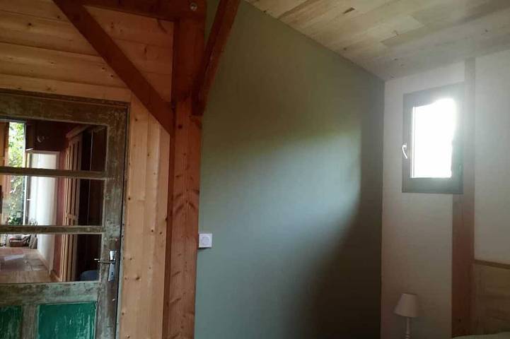 Country house with garden, at the start of hiking trails in Lalinde, Périgord Pourpre