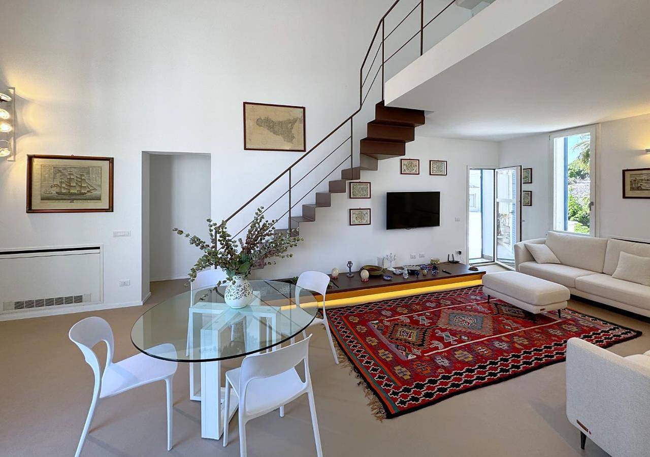 Villa with Sea View in Mondello, Palermo