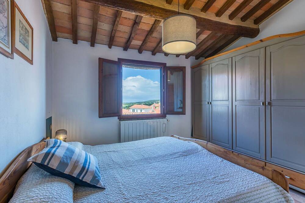 Appartamento intero, Elegante appartamento per 4 ospiti con Wifi, balcone, animali ammessi e parcheggio in Rosignano Marittimo, Costa degli Etruschi