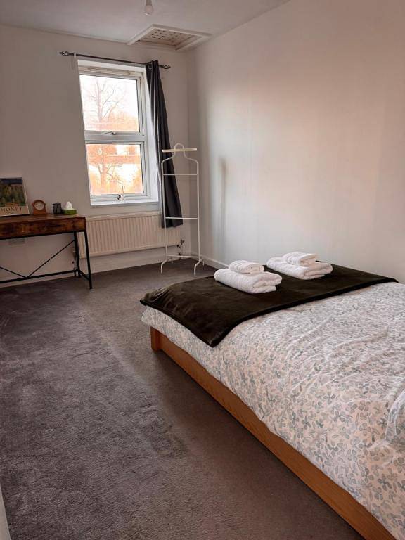 Kamer voor 3 personen in Merton, Londen