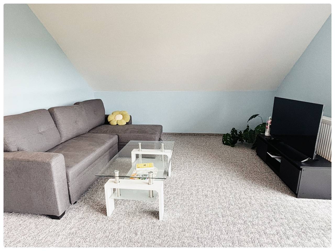 Apartamento entero, Apartamento 'Haus schöne Aussicht bei Chemnitz' con vistas a la montaña, balcón y wifi in Klaffenbach, Chemnitz