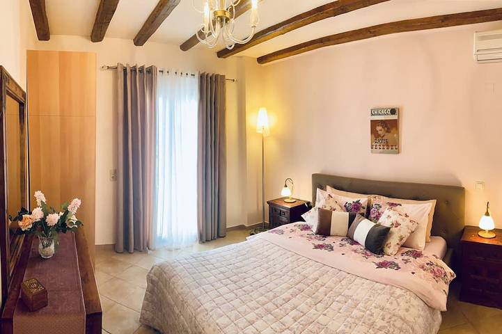 Bungalow für 6 Personen, mit Whirlpool und Balkon auf Korfu - 4