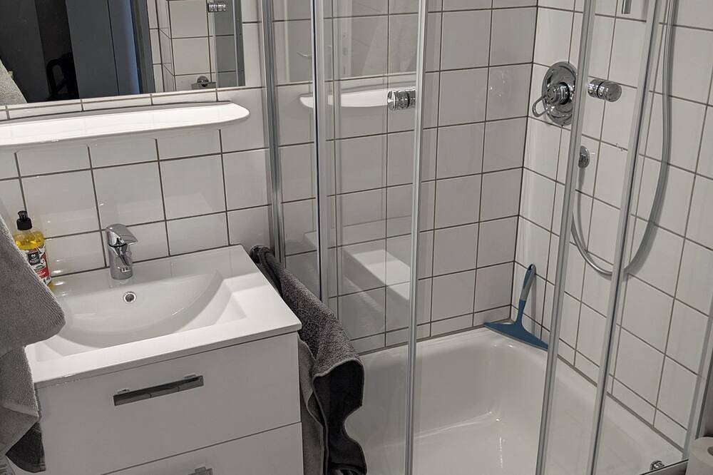 Ganze Wohnung, Modernes Studio-Apartment mitten im Ruhrgebiet in Bochum, Ruhrgebiet