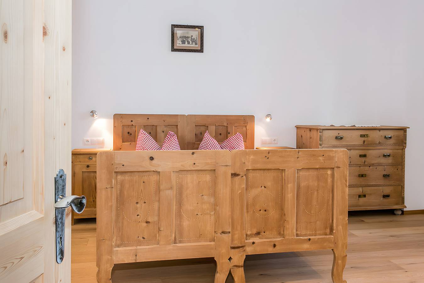 Ganze Wohnung, Ferienwohnung 'Gravetsch Kloster Säben' mit Bergblick, Gemeinschaftsgarten und Wi-Fi in Gravetsch, Villanders