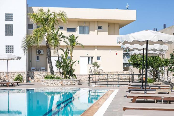 Chambre d’hôte pour 2 personnes, avec Balcon et Jardin ainsi que Piscine et Vue dans Rhodes - 4