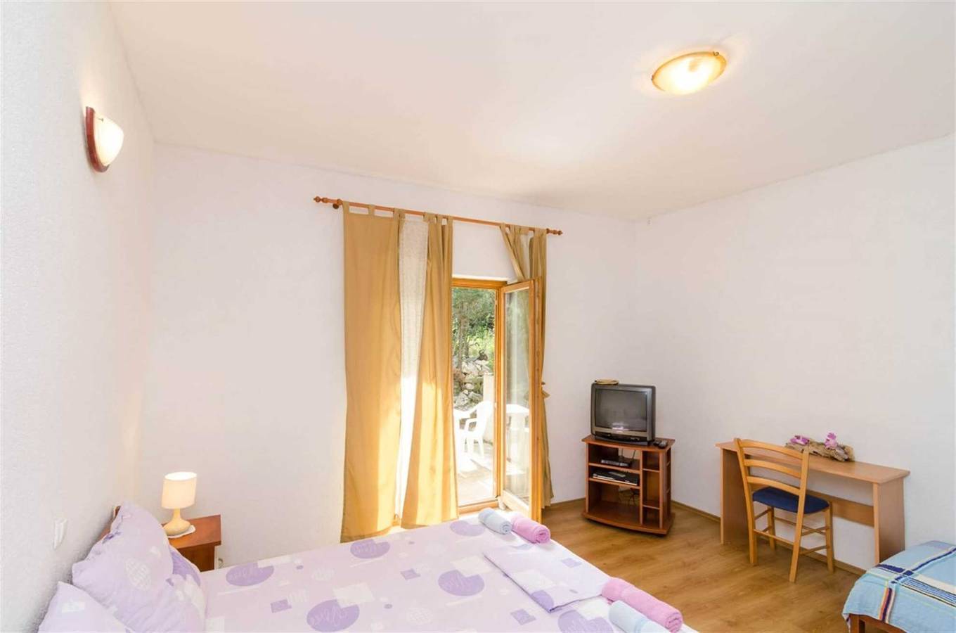 Ganze Wohnung, ##Kalk in der Kokosnuss## in Mljet