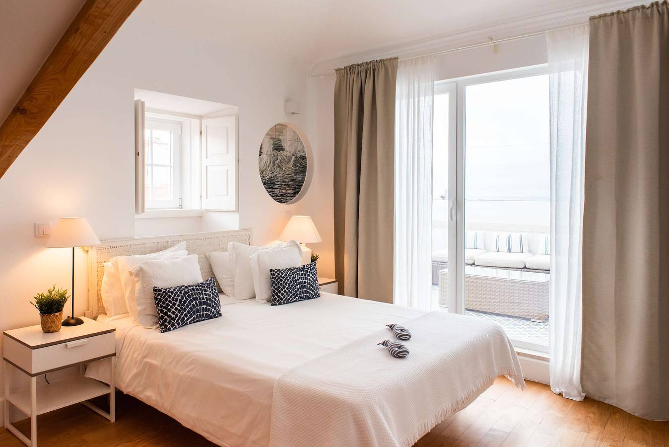 Ganze Wohnung, Ocean View Penthouse with Rooftop Terrace! in Praia dos Pescadores (Ericeira), Ericeira