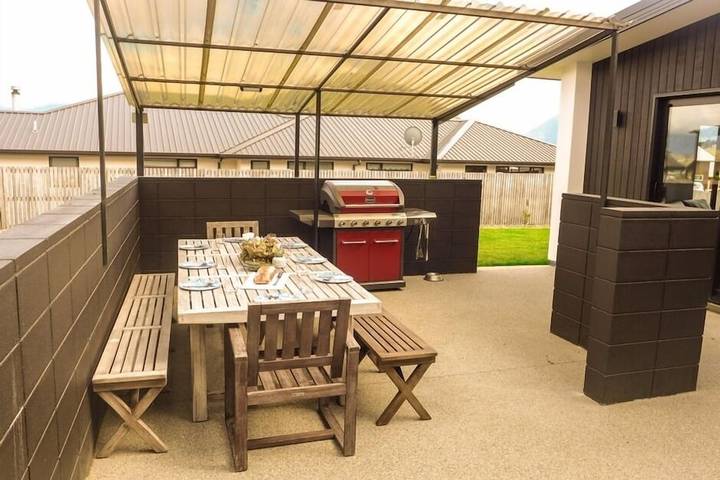 Location de vacances pour 11 personnes, avec piscine ainsi que jacuzzi et jardin à Wanaka - 3