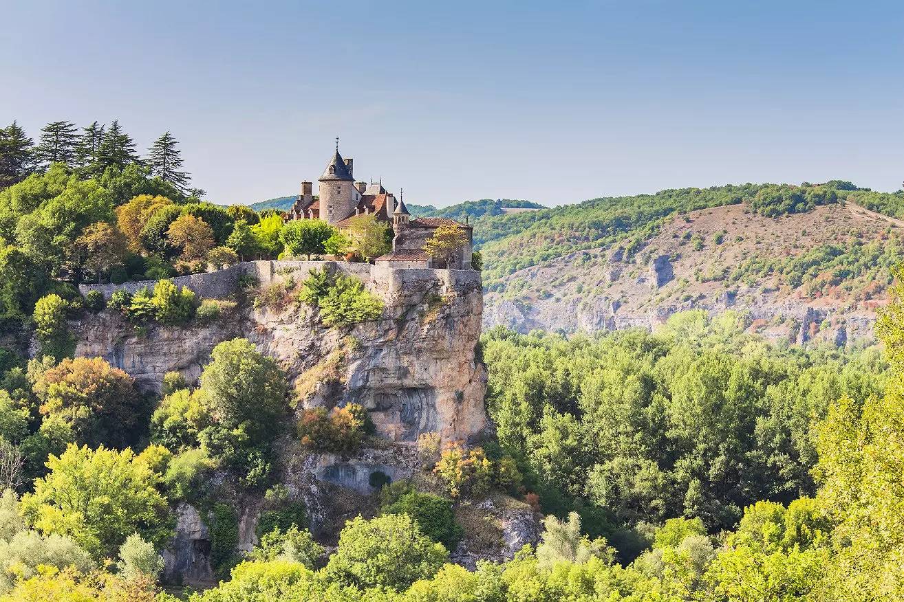 Cottage Cosy Tv Wifi - 2 chambres - 4 personnes in Lamothe-Fénelon, Quercy