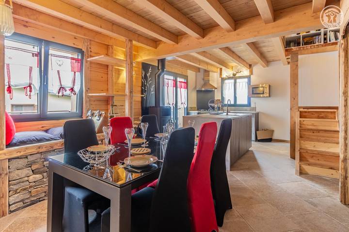 Gîte pour 4 personnes, avec terrasse à Granier - 3