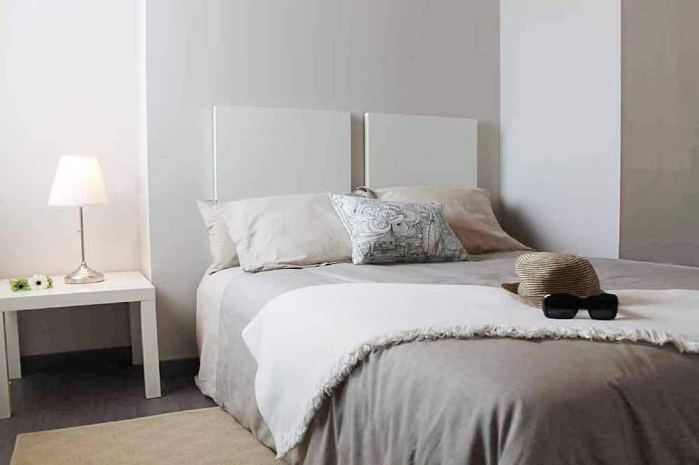 Entire apartment, Incredible apartment-central-sea view-near the beach-Free Wifi. in Barcelona Centre, Barcelona