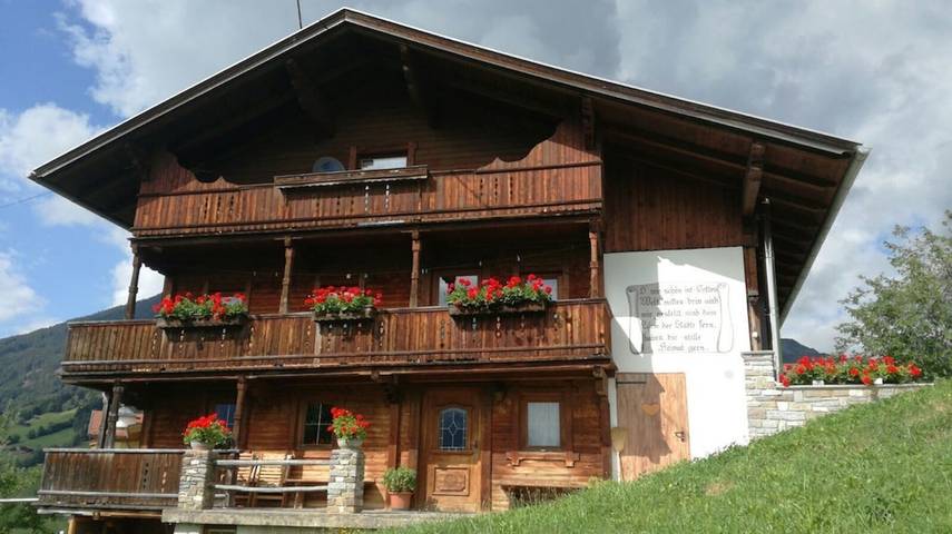 Ferienhaus für 10 Personen, mit Balkon und Garten im Ski-Optimal Hochzillertal