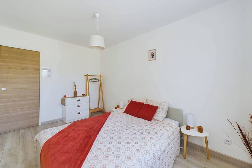 Villa spacieuse - Fünf Schlafzimmer Villa, Schläft 12 in Thoury-Férottes, Seine-et-Marne