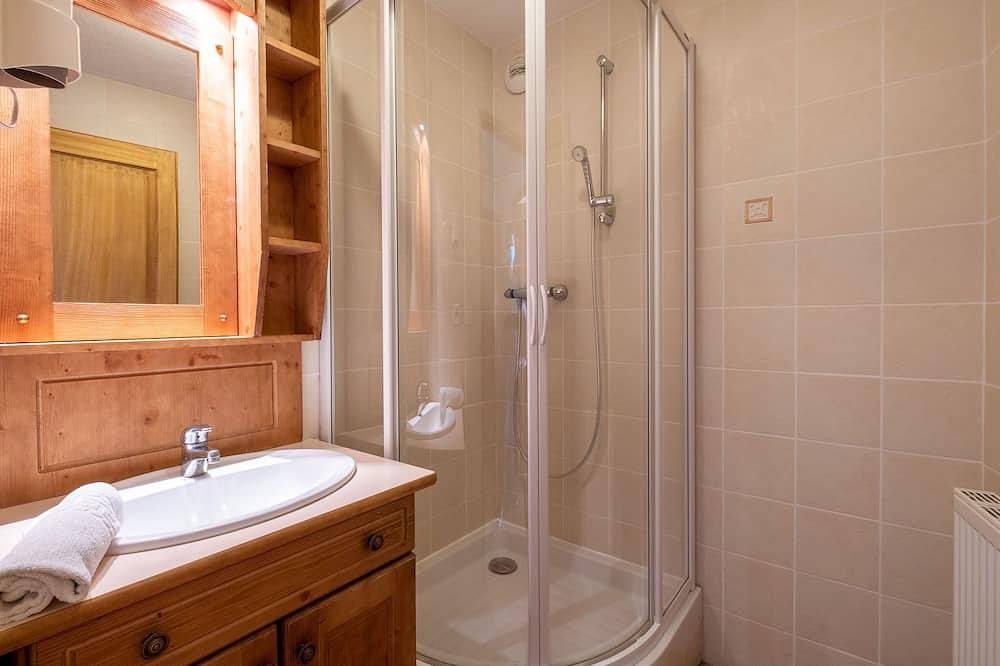 Ganze Wohnung, Accès direct aux pistes + piscine | T4 + cabine in Lanslevillard, Region Saint-Jean-de-Maurienne