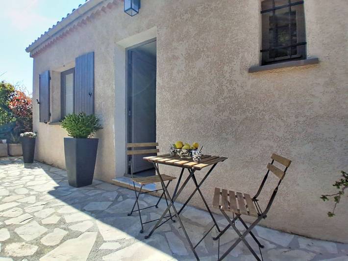 Gîte pour 6 personnes, avec terrasse à La Gaude - 2