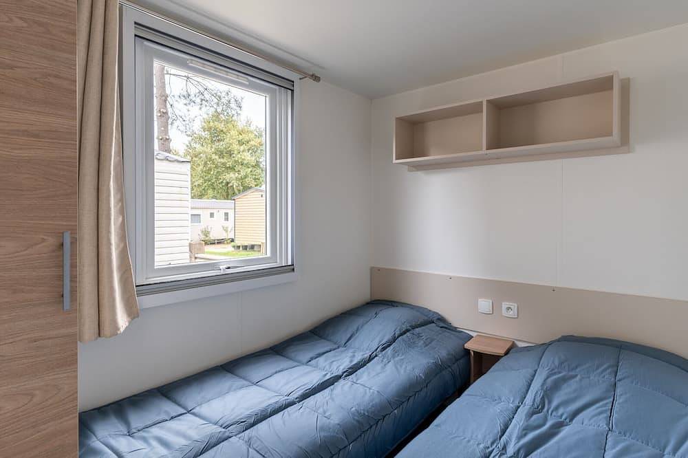 Mobile home 6 pers, 3-star campsite 5km from ocean, heated pool, family activities in Contis, Saint-Julien-en-Born