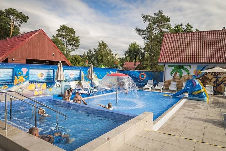 Ferienhaus für 4 Personen, mit Pool und Whirlpool sowie Sauna, kinderfreundlich in Leba - 2