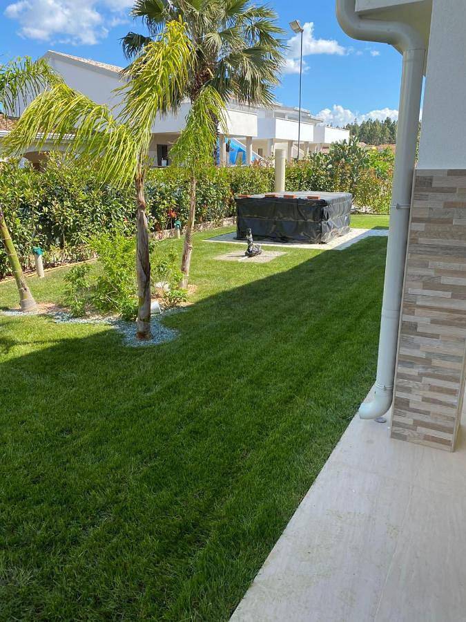 Villa con piscina per 4 persone, con Idromassaggio e Terrazza nonché Giardino e Panorama in Basilicata