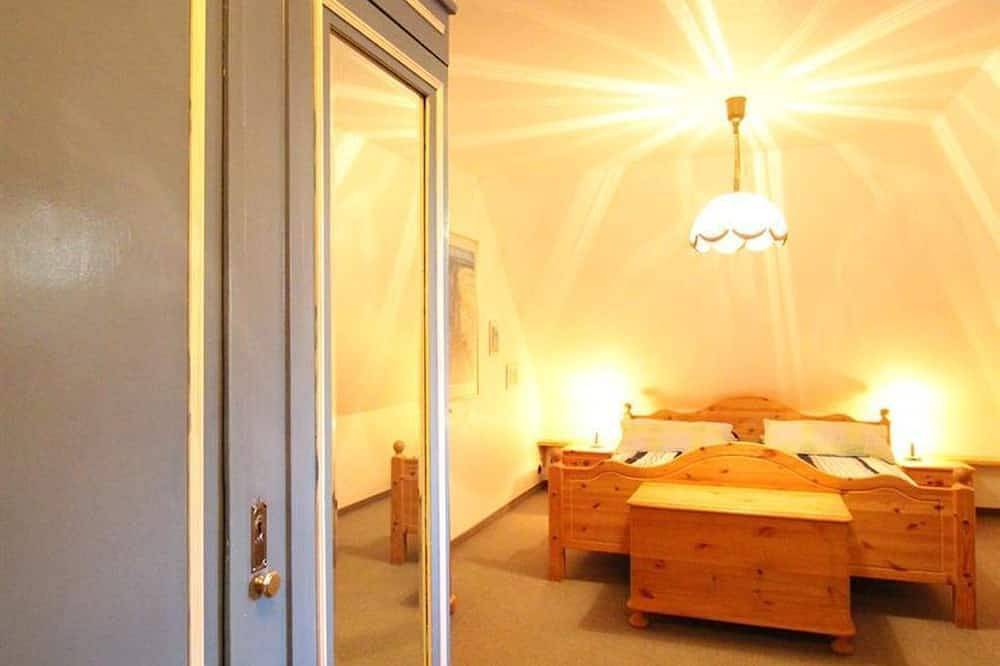 Doppelzimmer 3 - Gästehaus Andresen-Warft in Tating, Eiderstedt