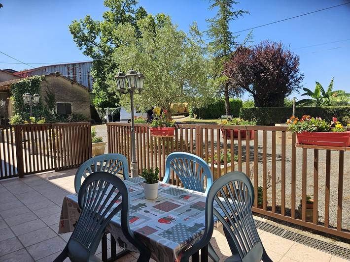 Gîte pour 5 personnes, avec jardin - 1