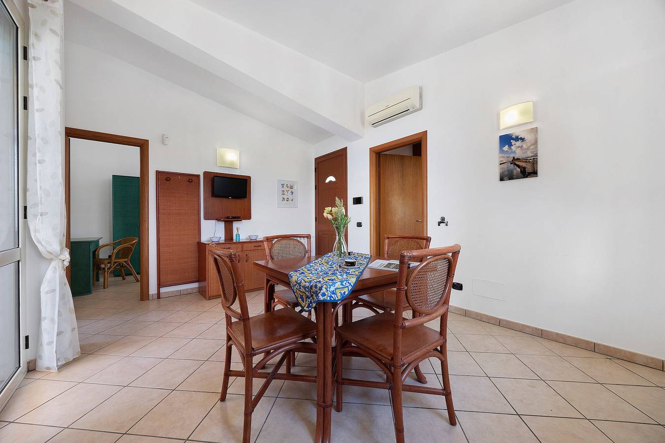 Appartement entier, Appartement 'Casa Onda Azzurra' avec vue mer, Wi-Fi et climatisation in Spiaggia di Balestrate (Balestrate), Balestrate