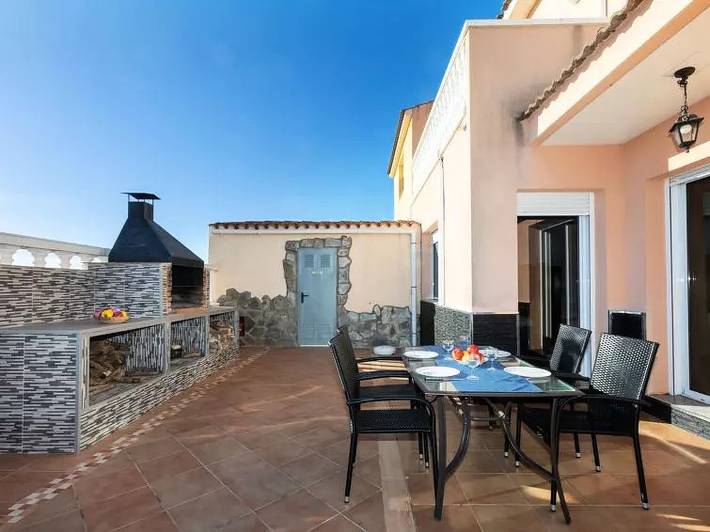 Chalet para 6 personas, con balcón y piscina en Vinaroz