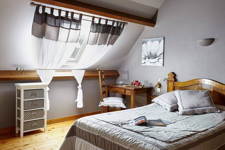 Location de vacances pour 12 personnes, avec jardin et jacuzzi à Plouégat-Moysan - 2