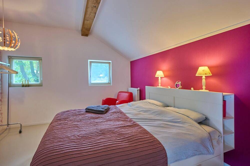 3 huizen op 1 erf met sauna en hottub in Haaksbergen, Twente