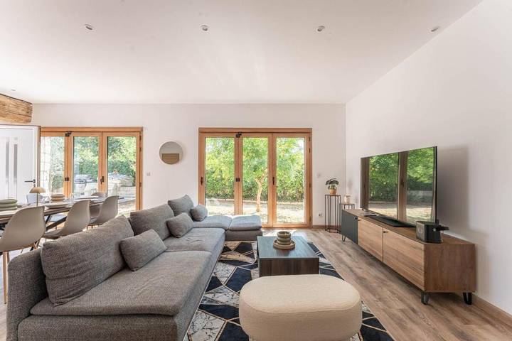 Chalet para 16 personas, con piscina y jardín - 1