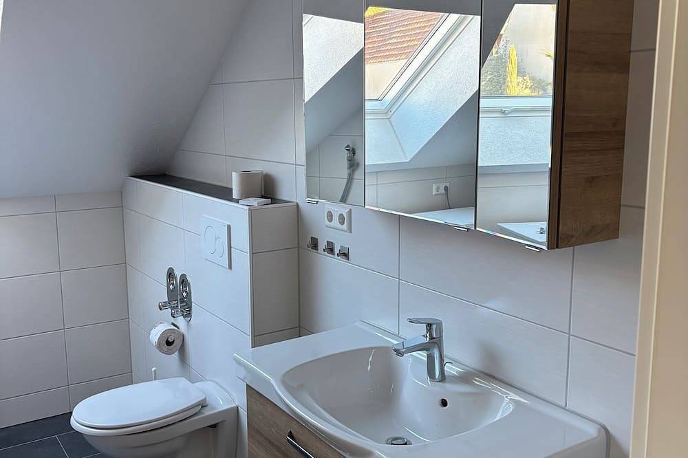 Ganze Wohnung, Gemütliche Ferienwohnung im ländlichen Bahnbrücken in Kraichtal, Kraichgau