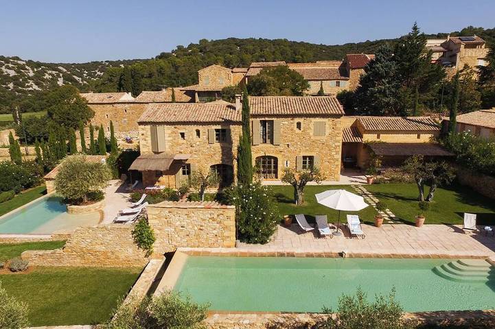 Agriturismo pour 16 personnes, avec piscine et jardin